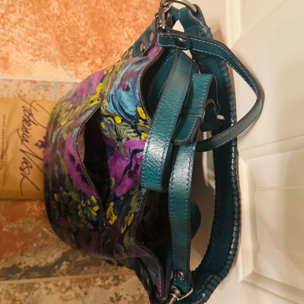 Gorgeous Patricia Nash Leather Crossbody Bucket Bag in Deep Blue Nature! - Picture 6 of 16
